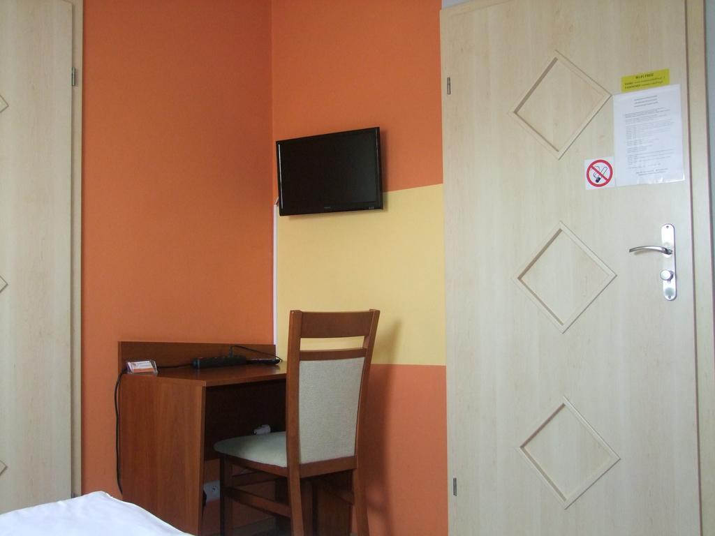 Warnenczyka 85A Bezplatny Parking, Faktura, Prywatna Lazienka, Klimatyzacja Rzeszów Eksteriør bilde